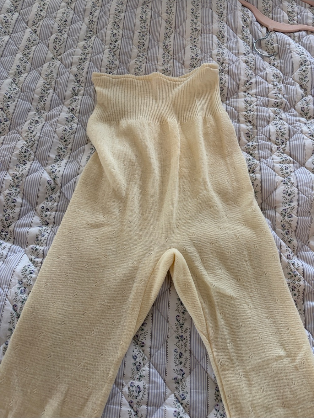 Women's Cream Thermal Two-Piece Sleep Set - Soft Knit V-Neck Top & Leggings - Picture 7 of 8